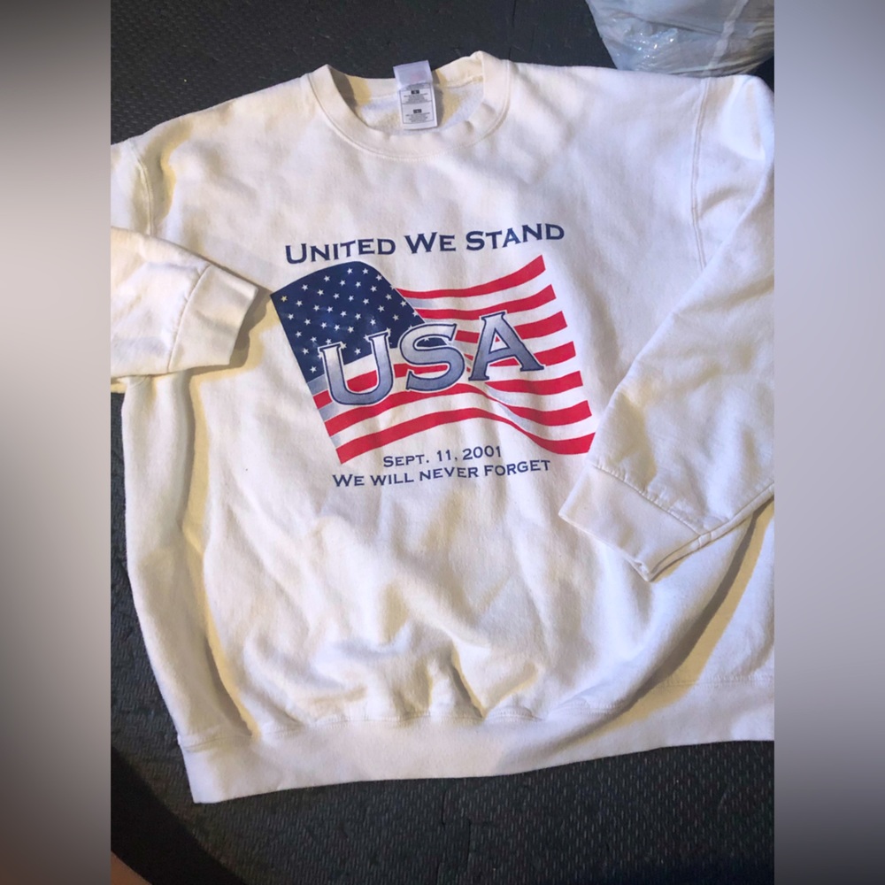 9/11 white USA flag sweatshirt